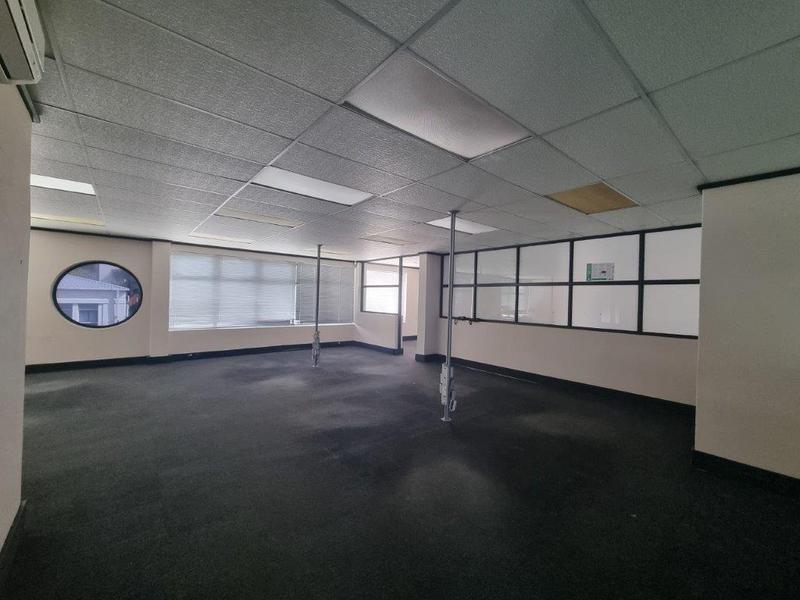 To Let commercial Property for Rent in Mount Croix Eastern Cape